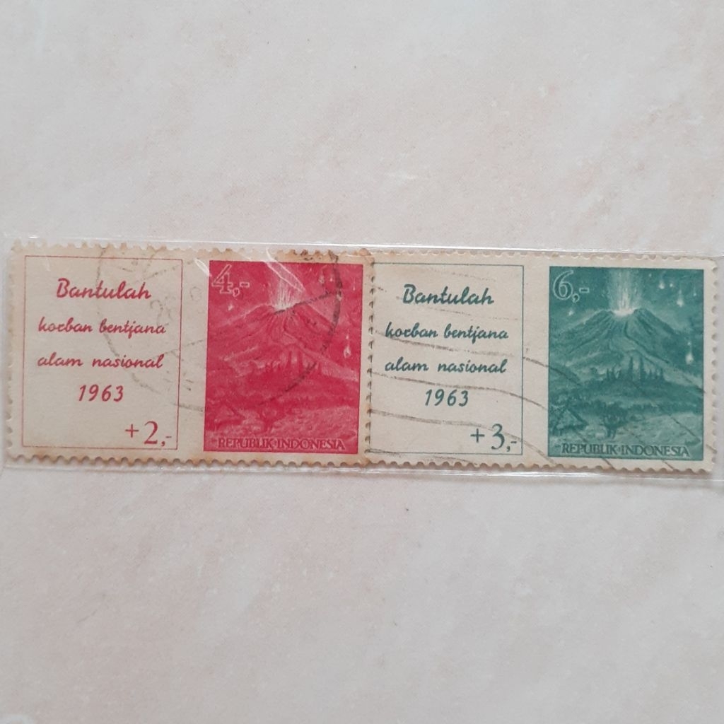 

Perangko Indonesia Bencana Alam '63 tahun 1963 set lengkap - 2pcs