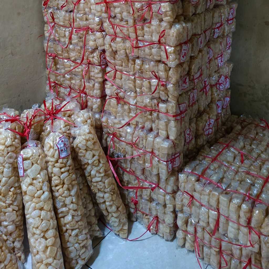 

KERUPUK KULIT SAPI DOROKDOK 250gr (ASIN / PEDAS / BALADO / CIKRUH DAUN JERUK) GURIH RENYAH (TIDAK KERAS)