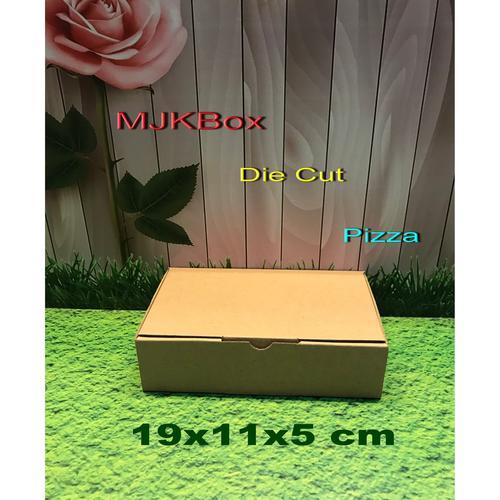 

Kardus karton box Uk. 19x11x5 cm....DIE CUT