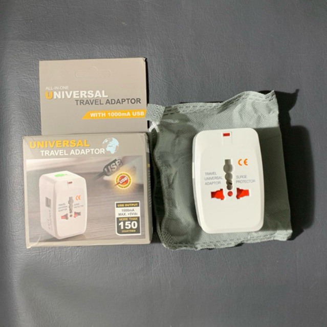 Universal Travel Adaptor (colokan listrik)
