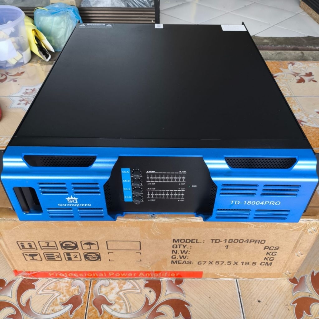 TD-18004PRO POWER SOUNDQUEEN TD-18004PRO