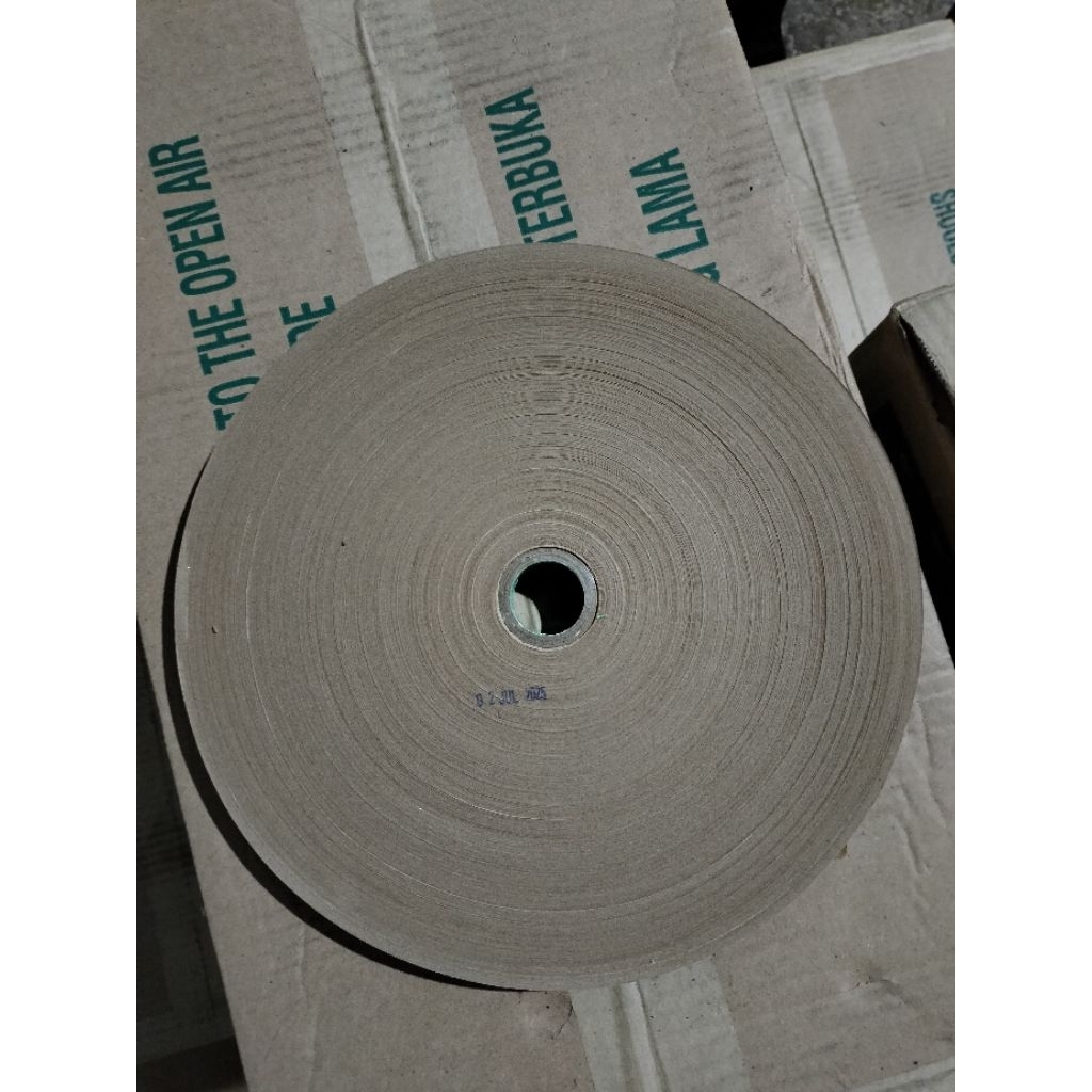 

Gummed Tape Indofuta 16mm550m ecer