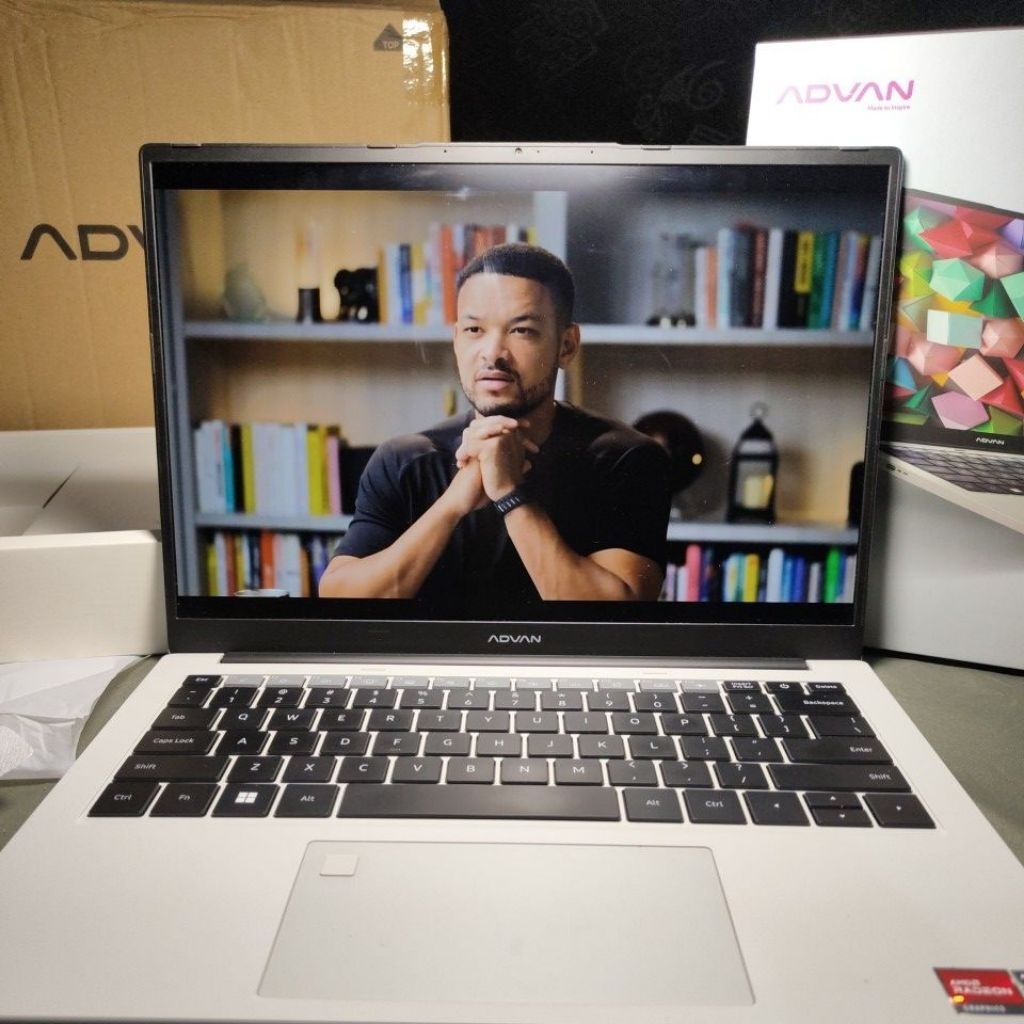 ADVAN Laptop WorkPlus AMD Ryzen 5 6600H 1 TB [Second]