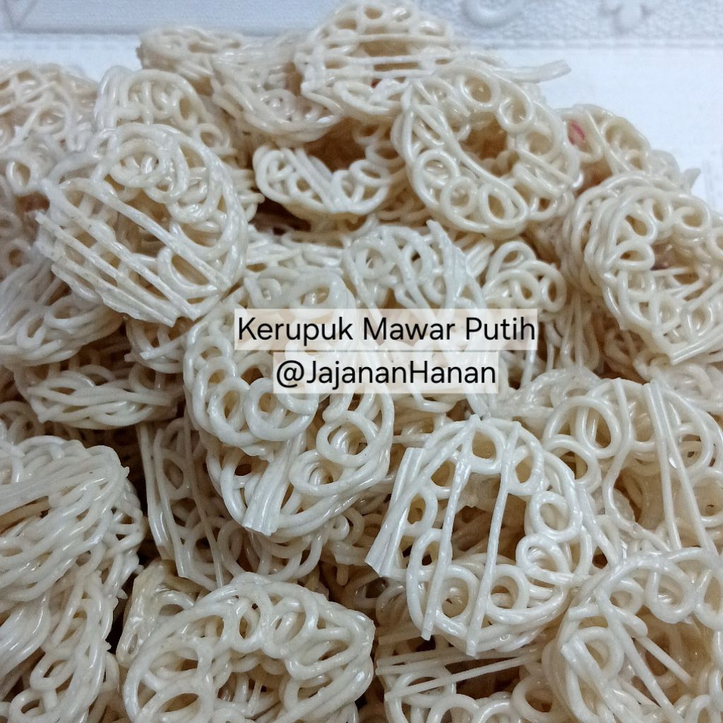 

1KG KERUPUK MENTAH KERUPUK SEBLAK KERUPUK MAWAR PUTIH