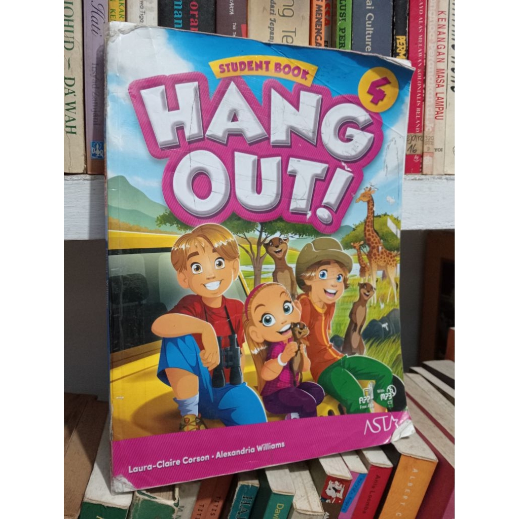 HANG OUT  4 STUDENT BOOK