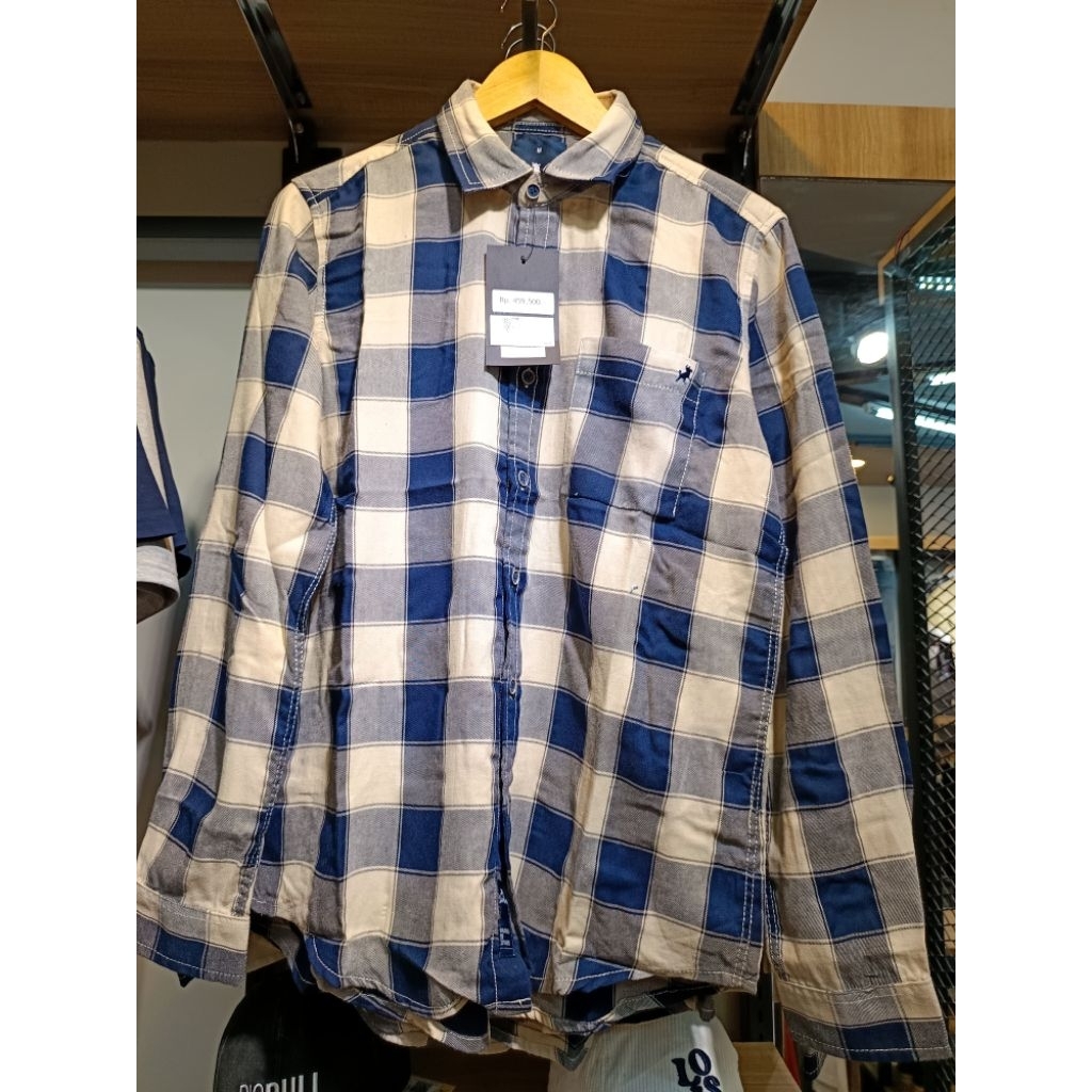 KEMEJA KOTAK-KOTAK PANJANG MERK LOIS