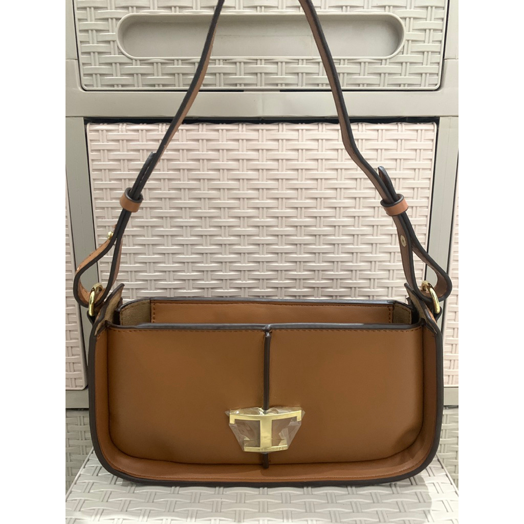 TAS SELEMPANG TODS / TAS WANITA / TAS SELEMPANG WANITA / TAS BAHU WANITA / TAS KULIT PREMIUM / TAS K