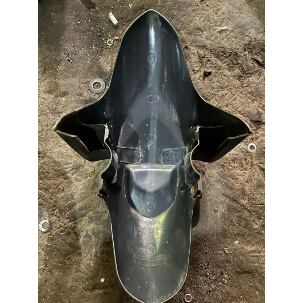 spakbor depan beat karbu old (spakbor bawah ori)