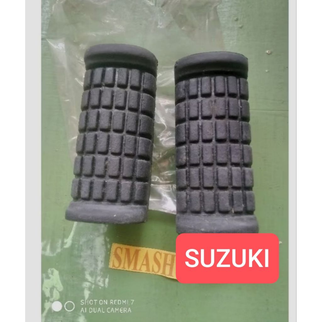 karet barstep bastep footstep  bancik depan Suzuki Smash Titan  Shogun Tornado  RC Crystal   FR  GP 