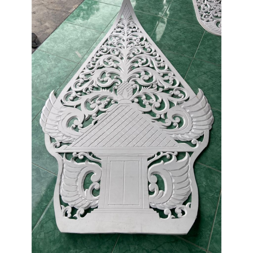 GUNUNGAN WAYANG SPON ATI UKIRAN 3D/Miring.