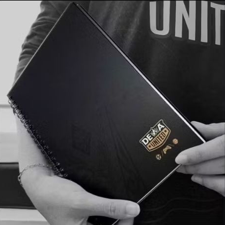 

Buku Agenda Notebook Spiral Dewa United