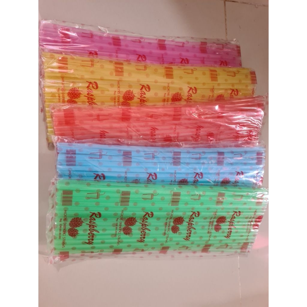 

sedotan es harga 2rb isi 5bungkus