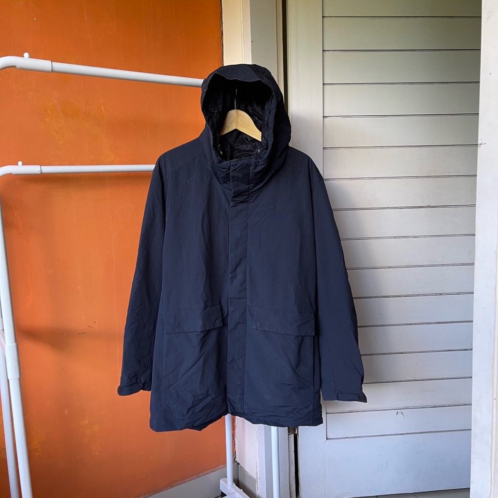 UNIQLO HYBRID DOWN JACKET