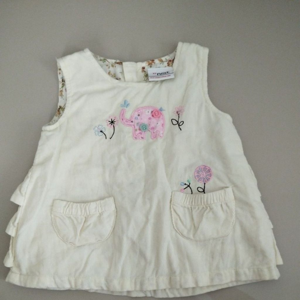 dress bayi size 12-18 month merk next