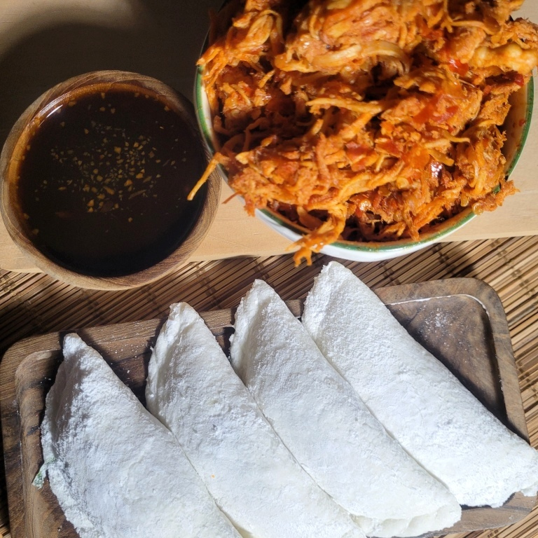 

PAKET CIRENG ISI AYAM SUWIR UKURAN BESAR ( Beli 3 pack gratis 1 pack)