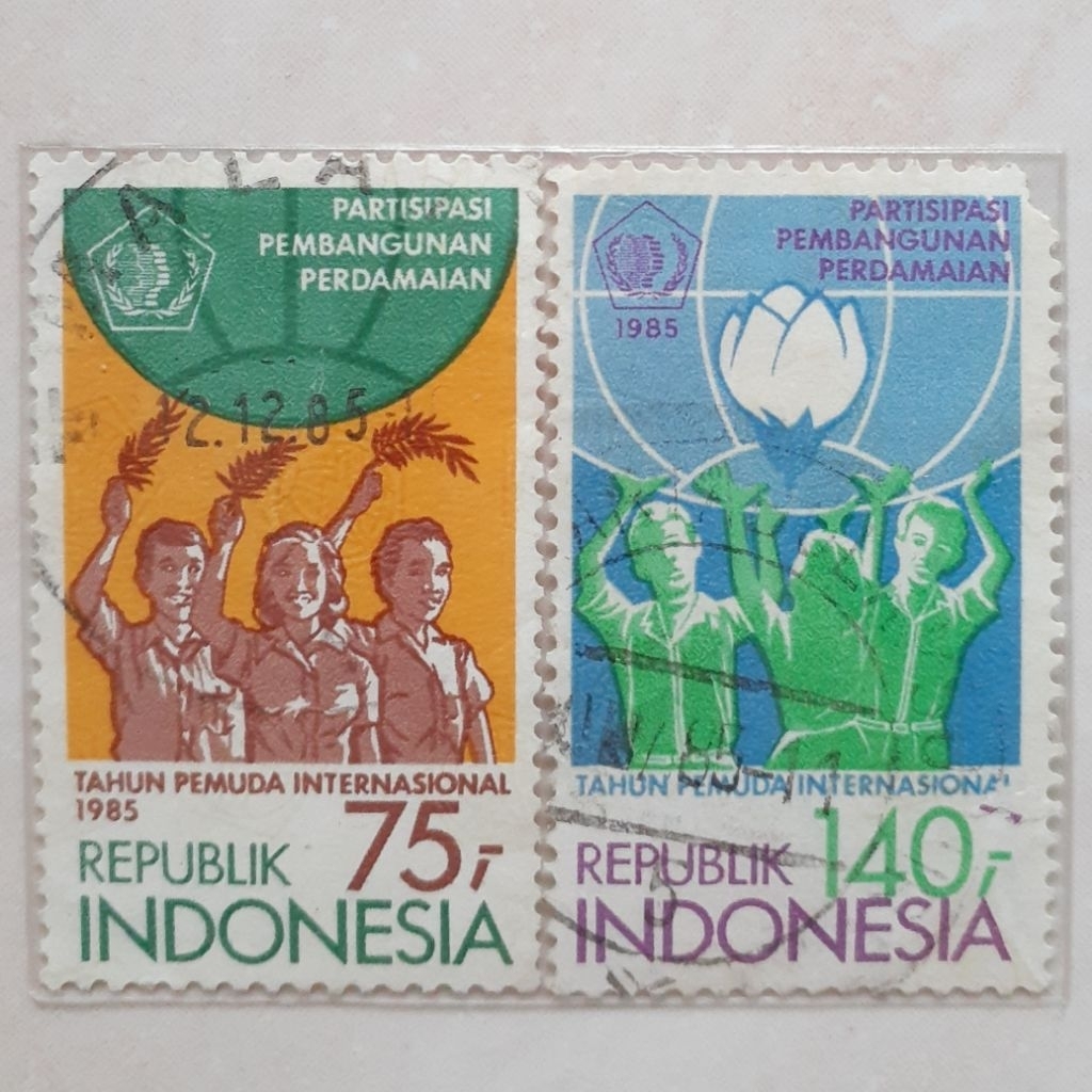 

Perangko Indonesia Tahun Pemuda Internasional Tahun 1985 set lengkap 2pcs