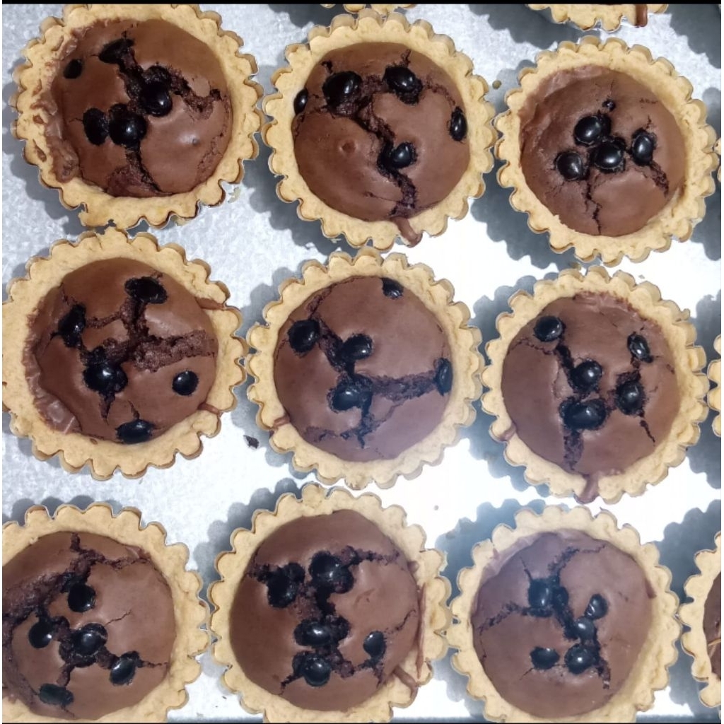

Pie Brownies Premium Home Made Isi 10 Pcs