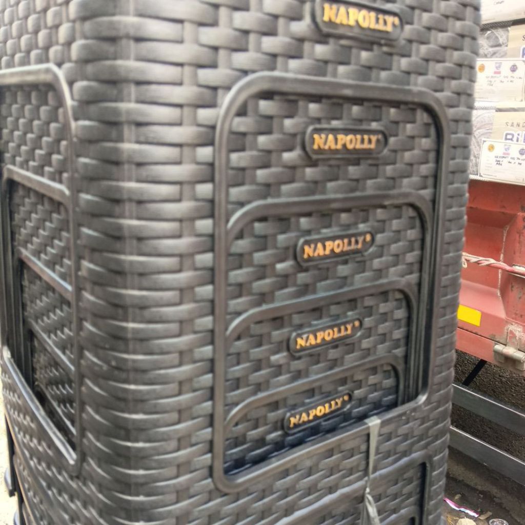 KURSI PLASTIK NAPOLLY BANDUNG (GOJEK ONLY) GROSIR KURSI BASO