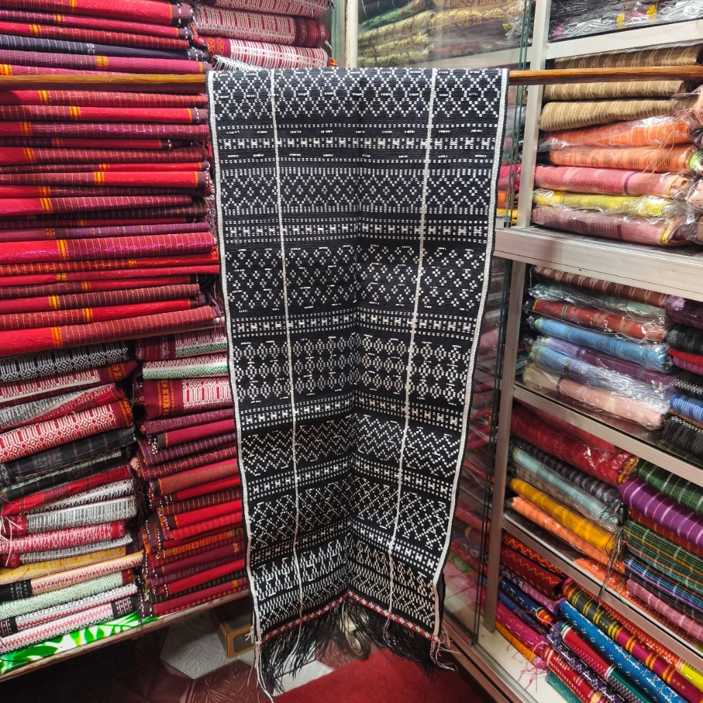 Ulos Toba Hande-hande Tarutung Hitam 2nd Version