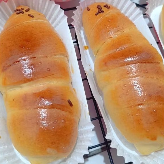 

Roti isi Coklat Pisang Raja by Jadoel Bakery Singkawang