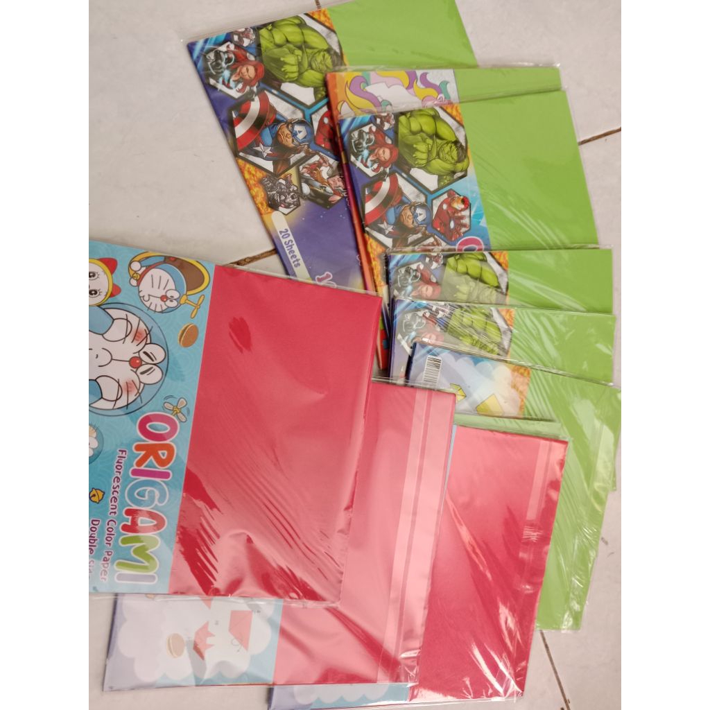 

Kertas Lipat Warna Warni 16 x 16 20sheet doble side