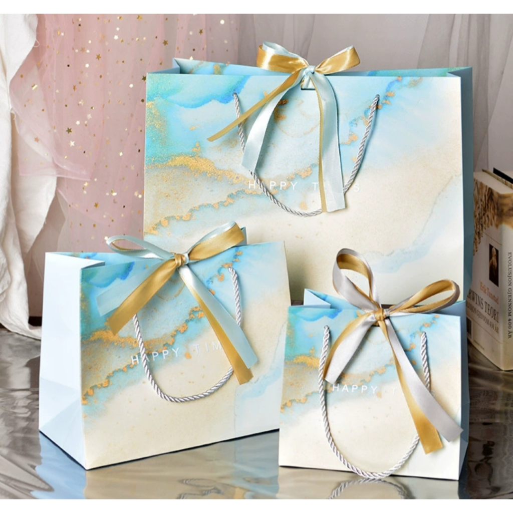 

TAS JINJING PAPERBAG TAS KADO BIRU GOLD GOODIE BAG HAMPERS HADIAH ULANG TAHUN WEDDING PITA SOUVENIR PREMIUM