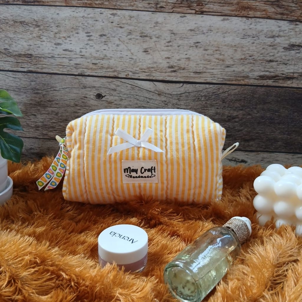 

Pencil Bag Salur Kuning