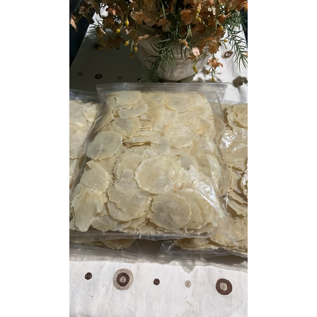 

Emping LB Melinjo Asli 3-4 biji