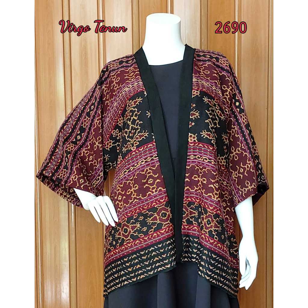 RTW 2690 Outer tenun Maumere, Flores, NTT