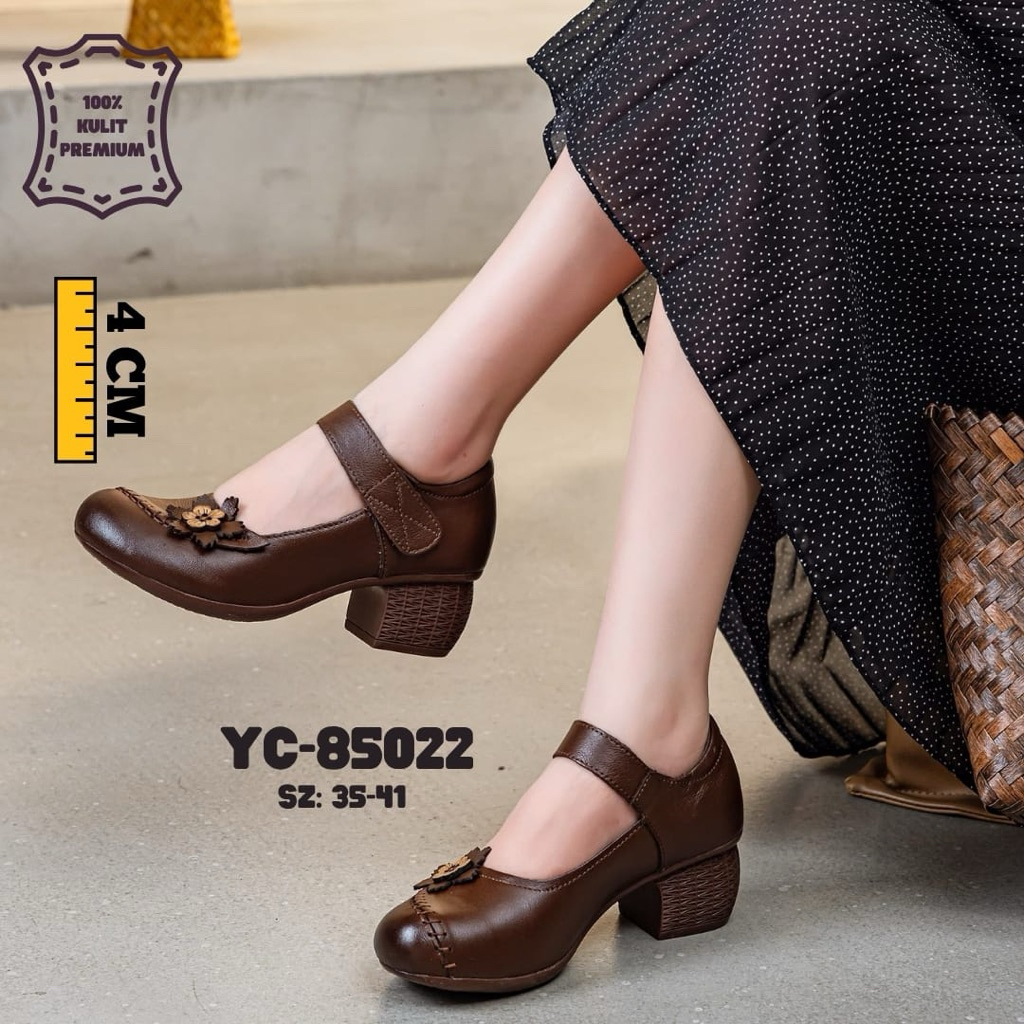 Sepatu Clarks YC-85022 Strap Flower Block Heels 4cm Wanita Cewek