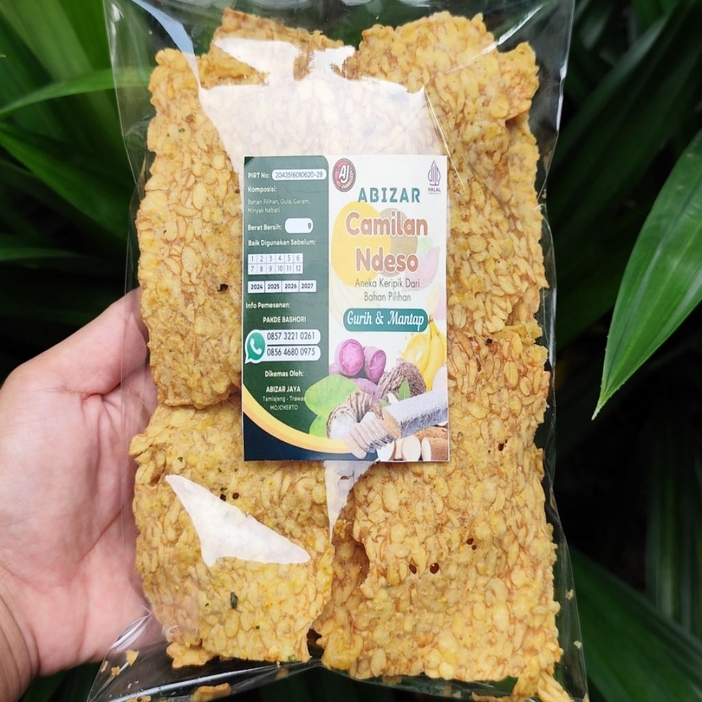 

KERIPIK TEMPE KHAS TRAWAS ASLI MOJOKERTO 120gr ENAK,GURIH KRIUKNYA NAGIH
