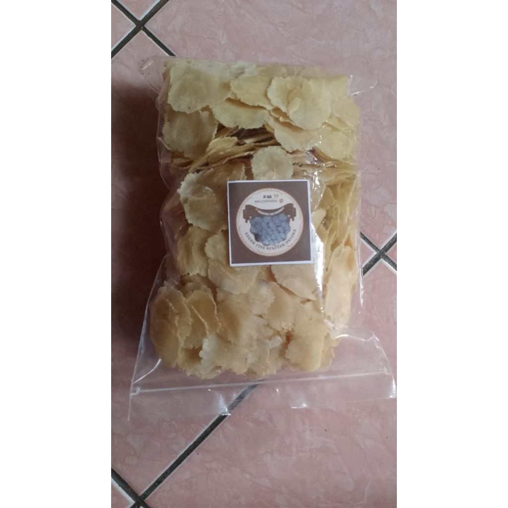 

Emping melinjo asli menes serang banten/emping kiloan/emping rumahan