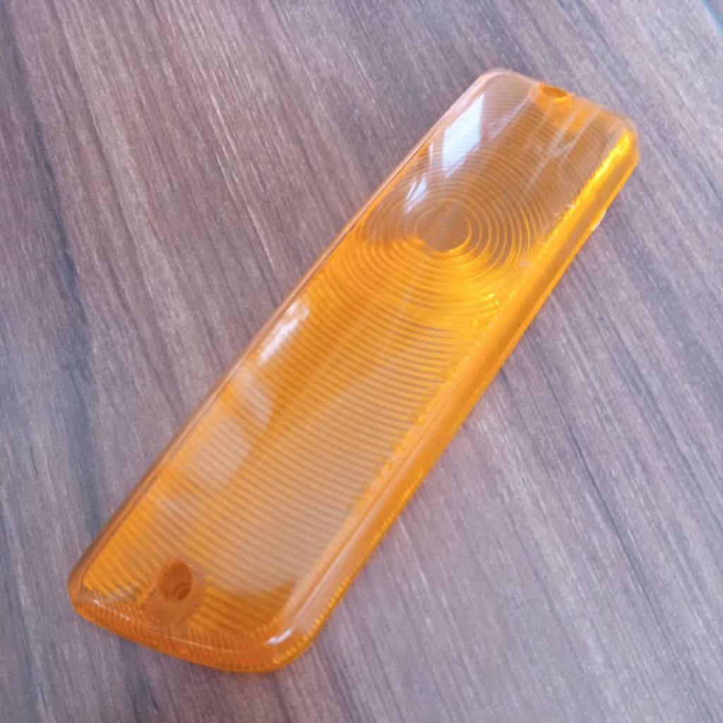 mika lampu sen depan Datsun521