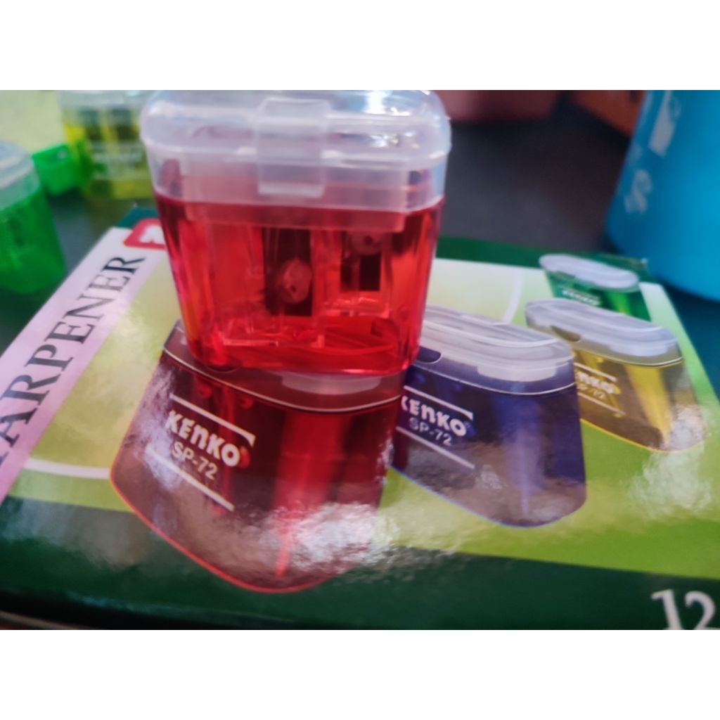 

rautan pinsil merek kenko cantik