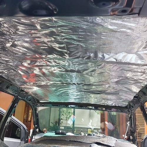 Peredam suara dan panas mobilio