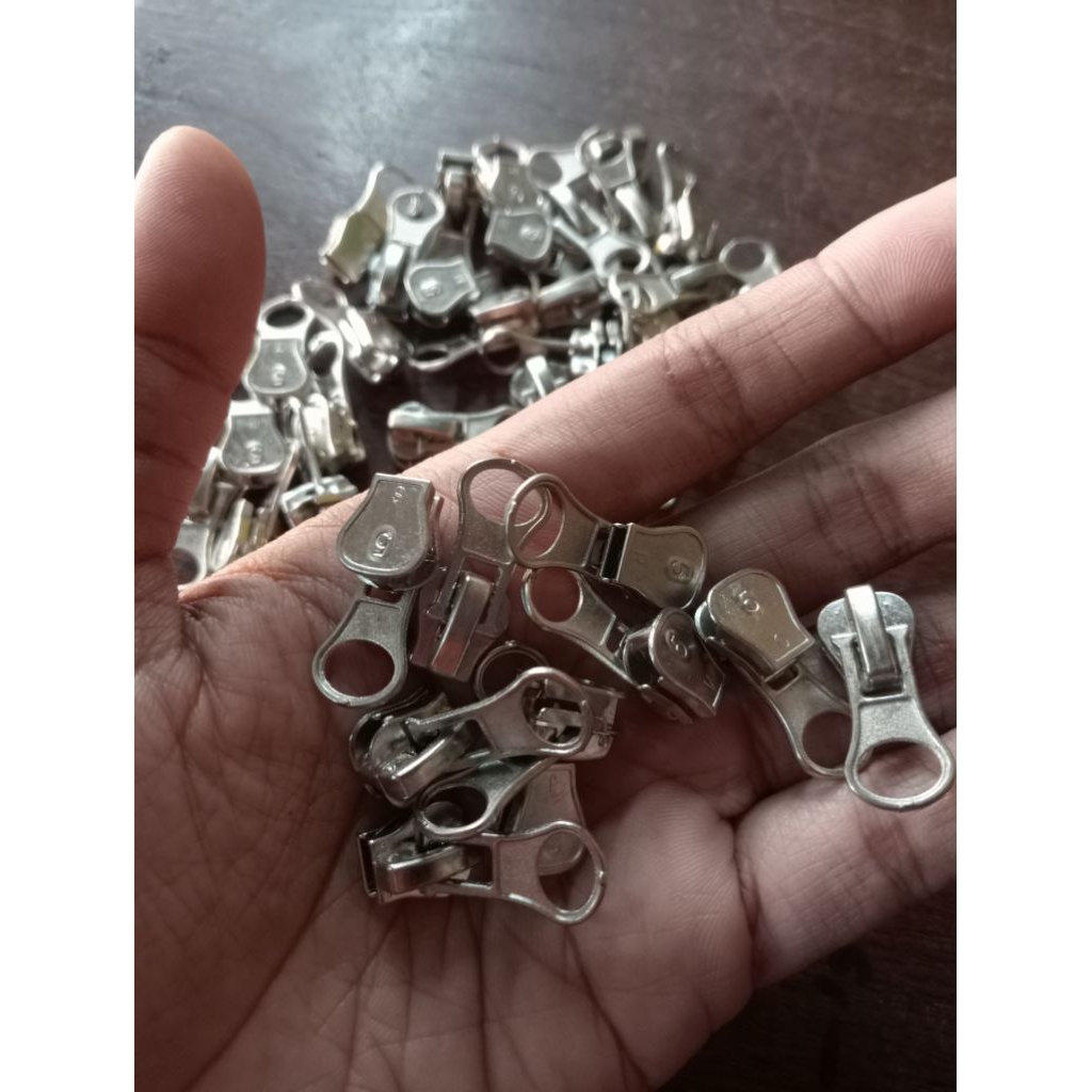 kepala resleting vislon No.5