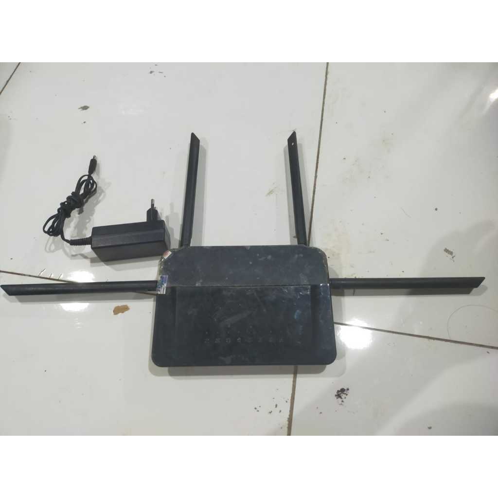 Router DLINK DIR-822 AC1200 Dual-Band Wireless Router