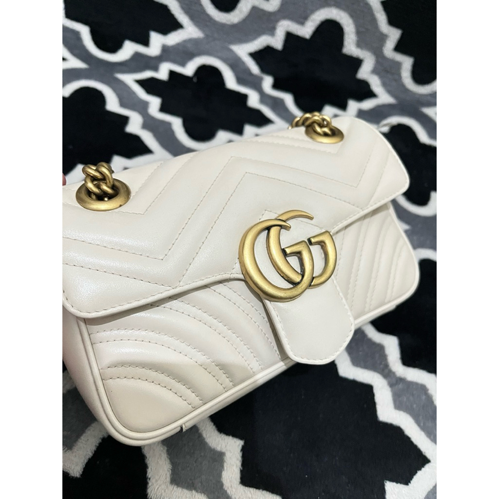 Preloved tas Gucci Marmont putih (White)