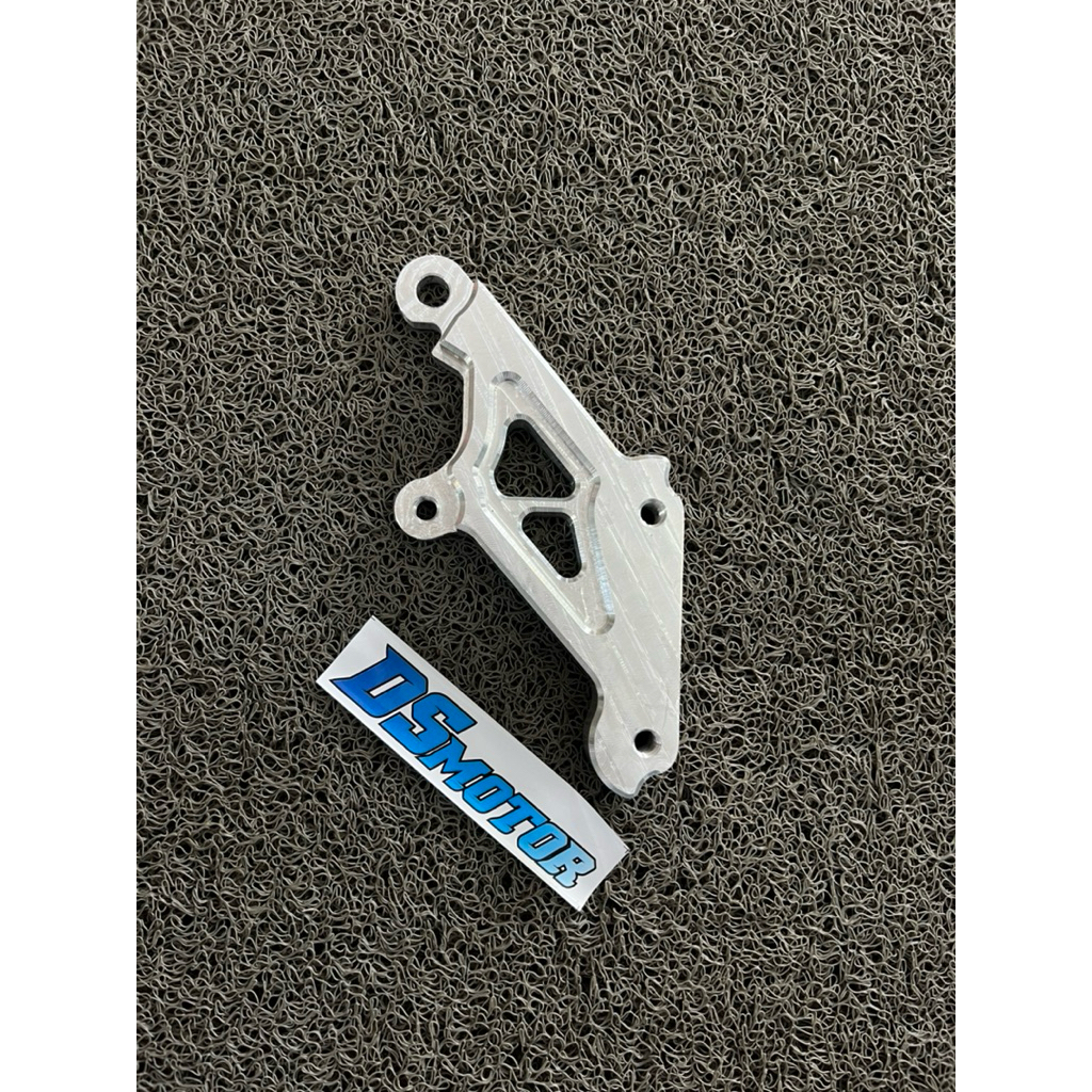 BREKET BRAKET DUDUKAN KALIPER RCB NlSllN SAMURAI 2P 2PISTON KANAN PNP SHOCK DEPAN VND AK111 AK 111 K