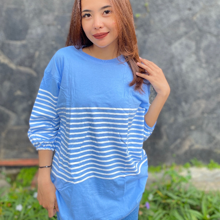 KAOS | BAJU | ATASAN | KOAS OVERSIZE WANITA LENGAN 7/8 | OVERSIZE GARIS WANITA WARNA BIRU | LUXELOOK