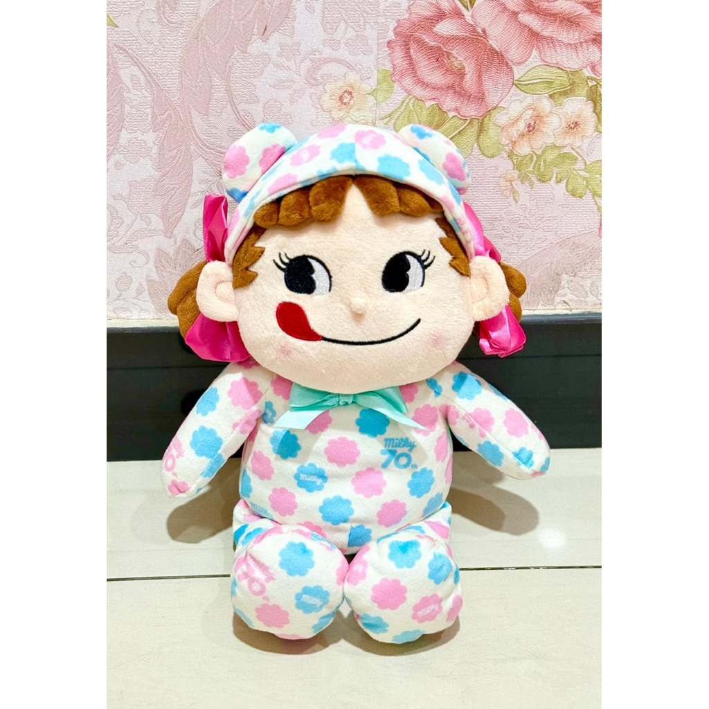 RARE | Boneka Plushie Peko-chan Fujiya Special Edition 70th Anniversary