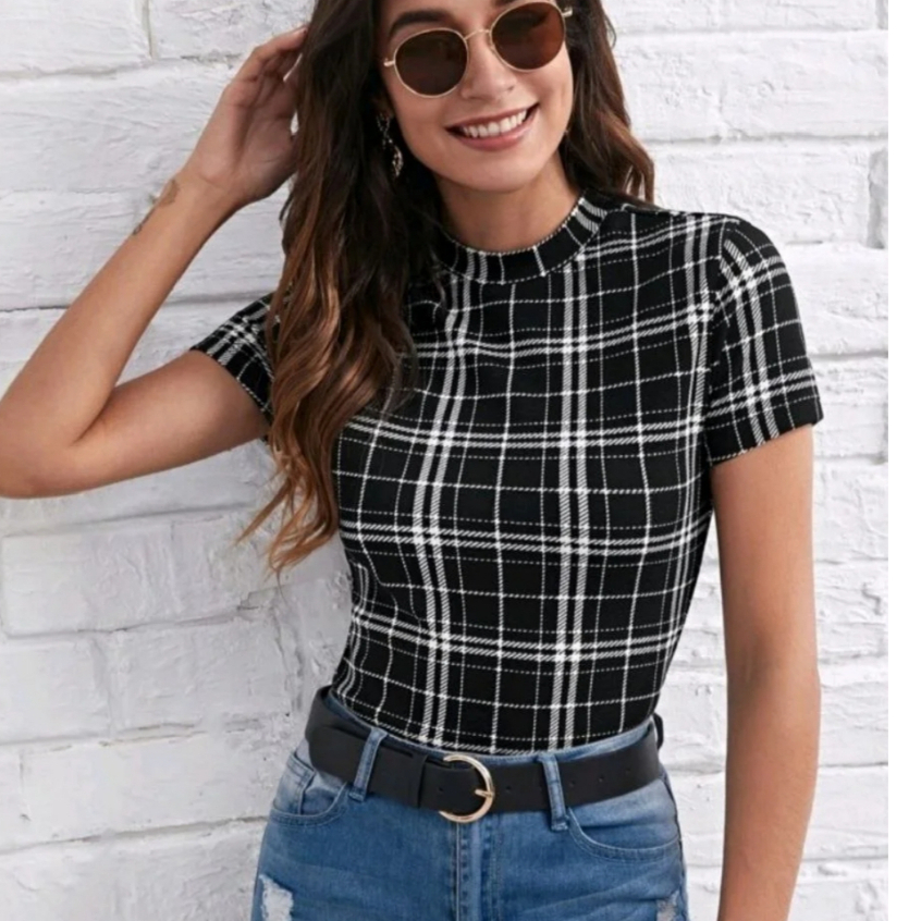 Kaos Garis-Garis Lengan Pendek Hitam Putih || ATASAN WANITA JUMBO KNIT PREMIUM