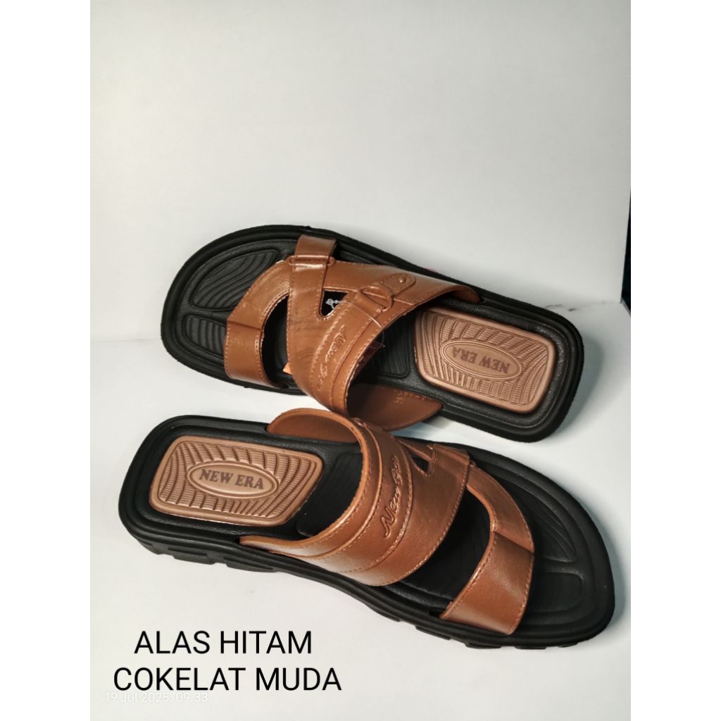 NEW ERA PROFOUND SANDAL JEPIT PRIA KARET
