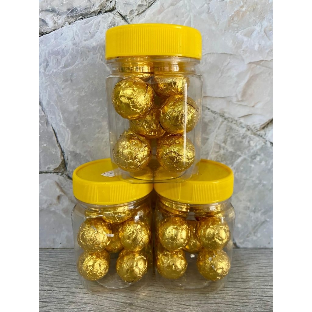 

Golden ball coklat