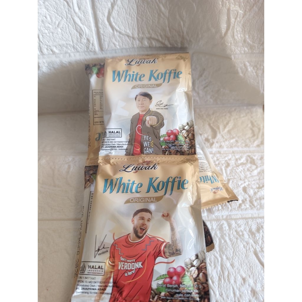 

Luwak White Coffe renceng isi 10 pcs