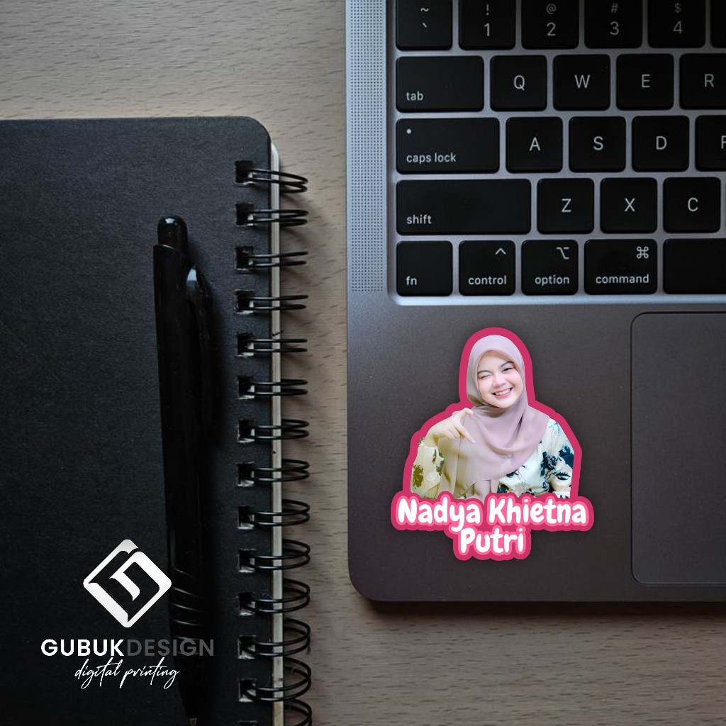

Stiker custom nama dan foto desain suka suka - SGD003