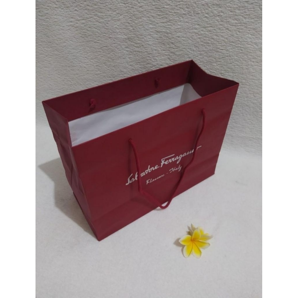 

Paperbag Brand SF