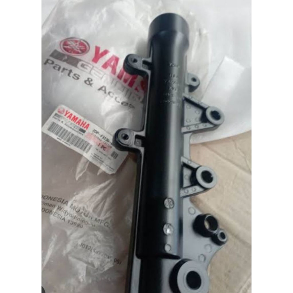 Bottom Shockbeker Depan Kanan Original Genuine Yamaha Nmax / 2DP-F3136-00