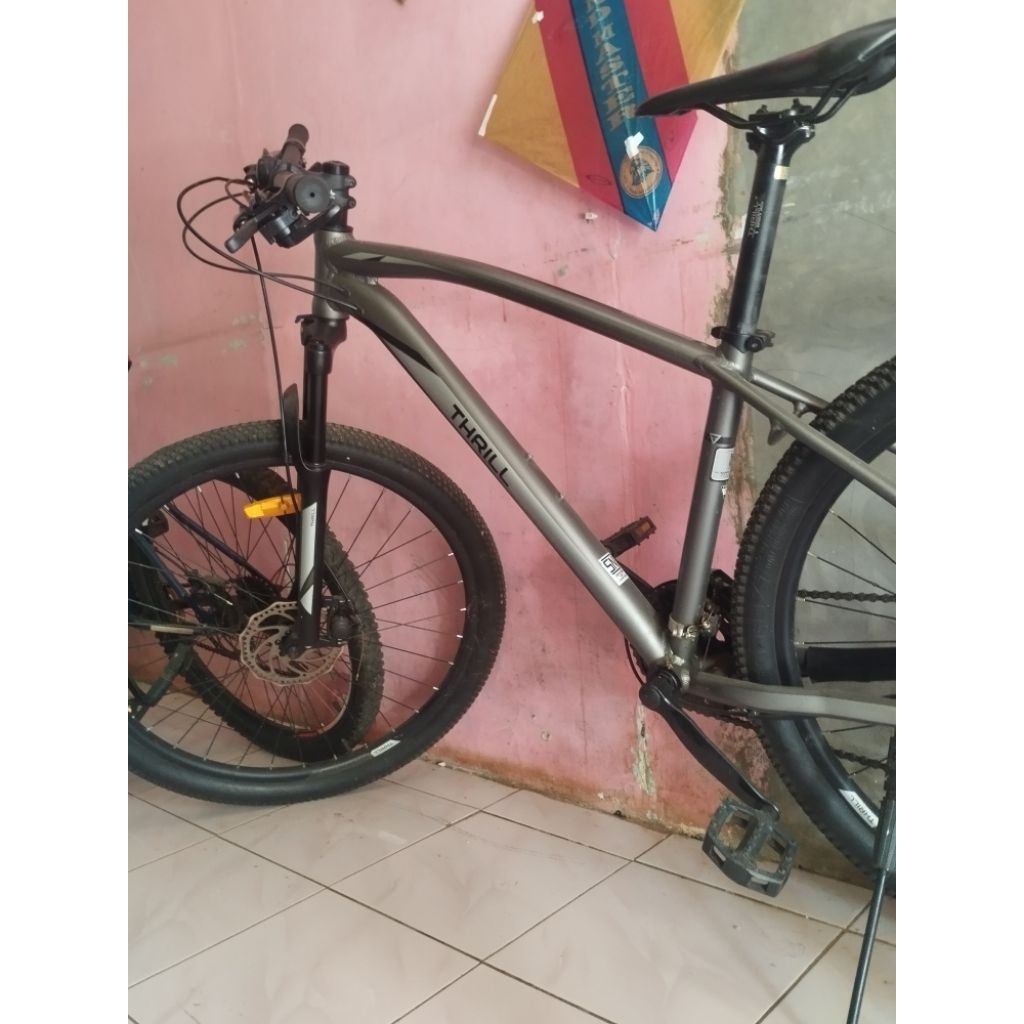 SEPEDA MTB 27.5 THRILL 1.5 SLEAVE