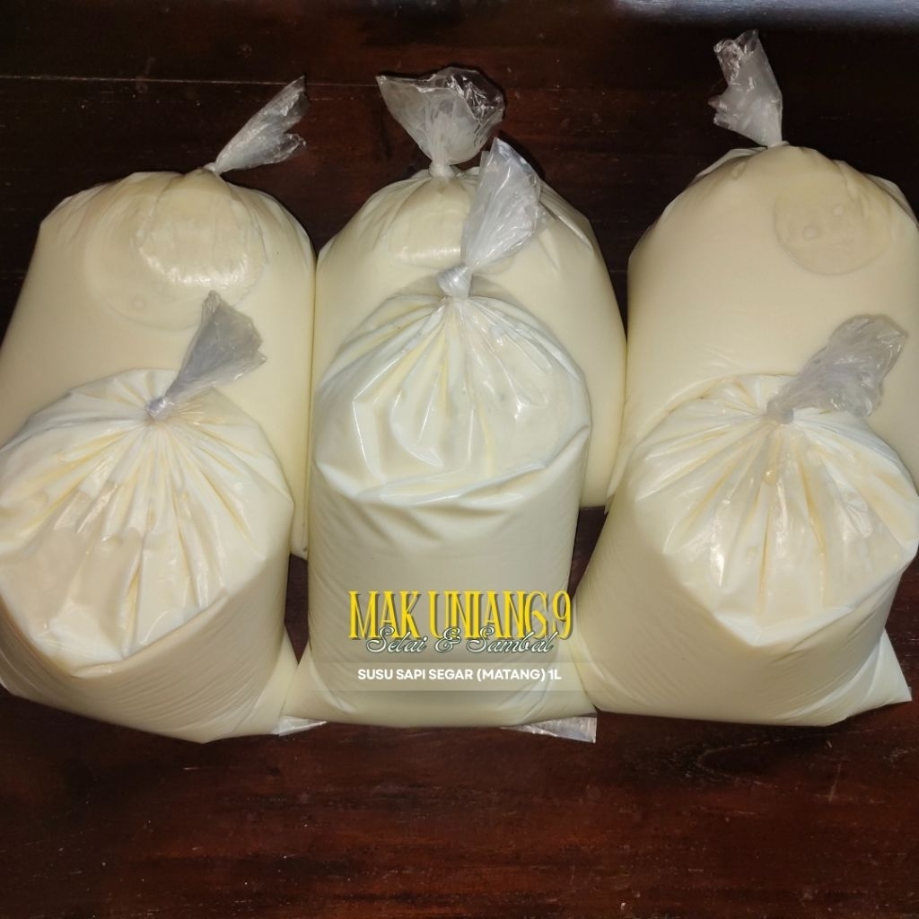 

Susu Sapi Asli/Segar Matang Pasteurisasi 1L | Fresh Milk, Tanpa Pengawet dan Pemanis Buatan